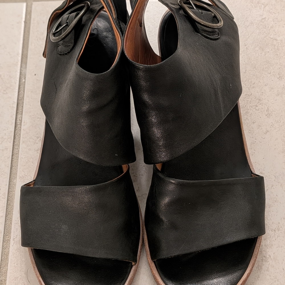 Women's P Monjo Black Sandals